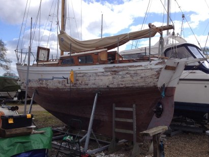 Stripping the Port Topsides with the help of the lever arm